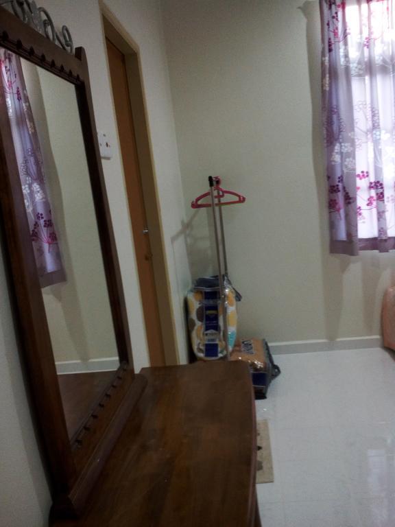 Willa Teratak Tok Wan 1 And 2 Kota Bharu Zewnętrze zdjęcie